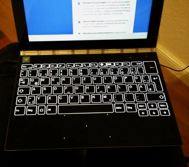 Hands on with the Lenovo Yoga Book